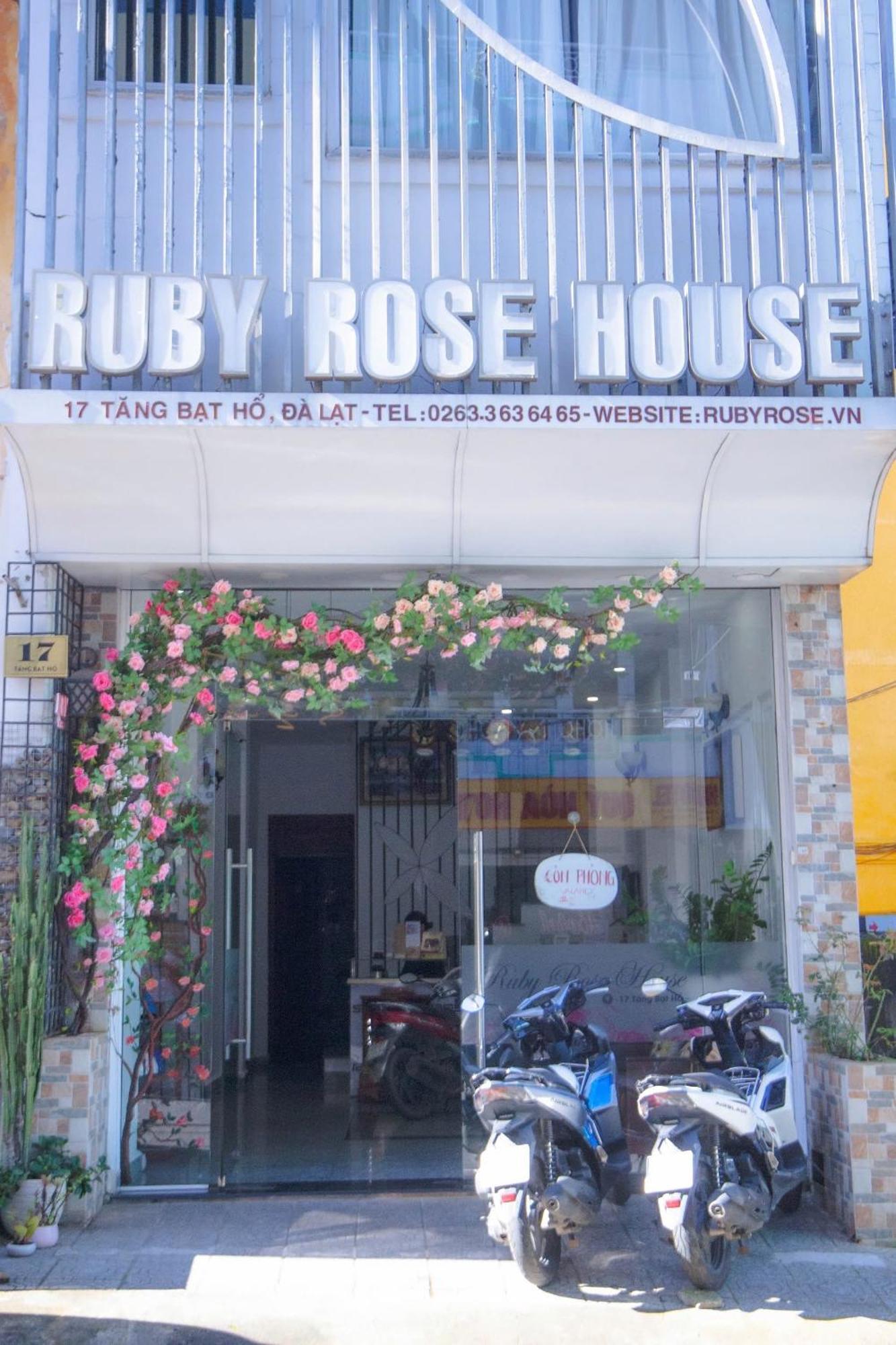 Готель Ruby Rose House Далат Екстер'єр фото